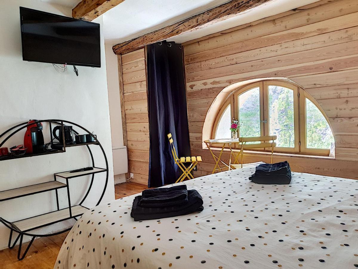 La Maison Basse Saint-Dalmas-le-Selvage Экстерьер фото