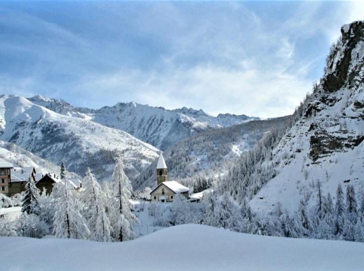 La Maison Basse Saint-Dalmas-le-Selvage Экстерьер фото